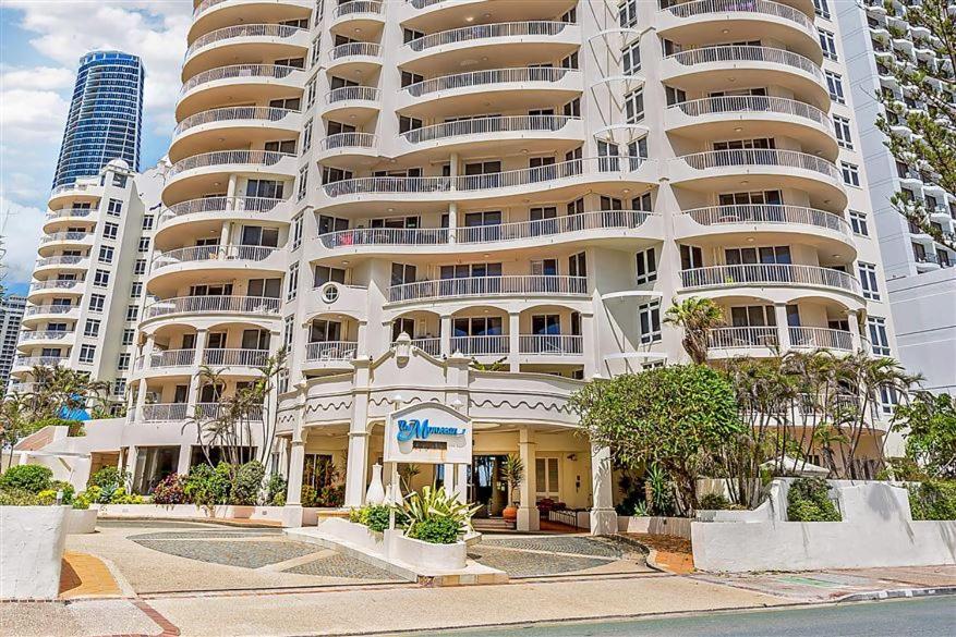 Stunning 2 Bedroom Ocean View Apartment Gold Coast Luaran gambar